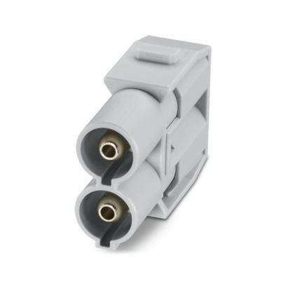 Ein schwarzer Elektrostecker mit einer rechteckigen Buchse und zwei Befestigungslöchern auf beiden Seiten zur Befestigung.