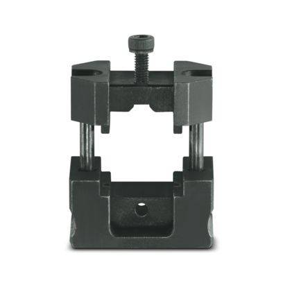 Eine schwarze elektrische Komponente mit mehreren Schlitzen, möglicherweise für Verbindungen verwendet oder als Teil eines größeren elektronischen Geräts.