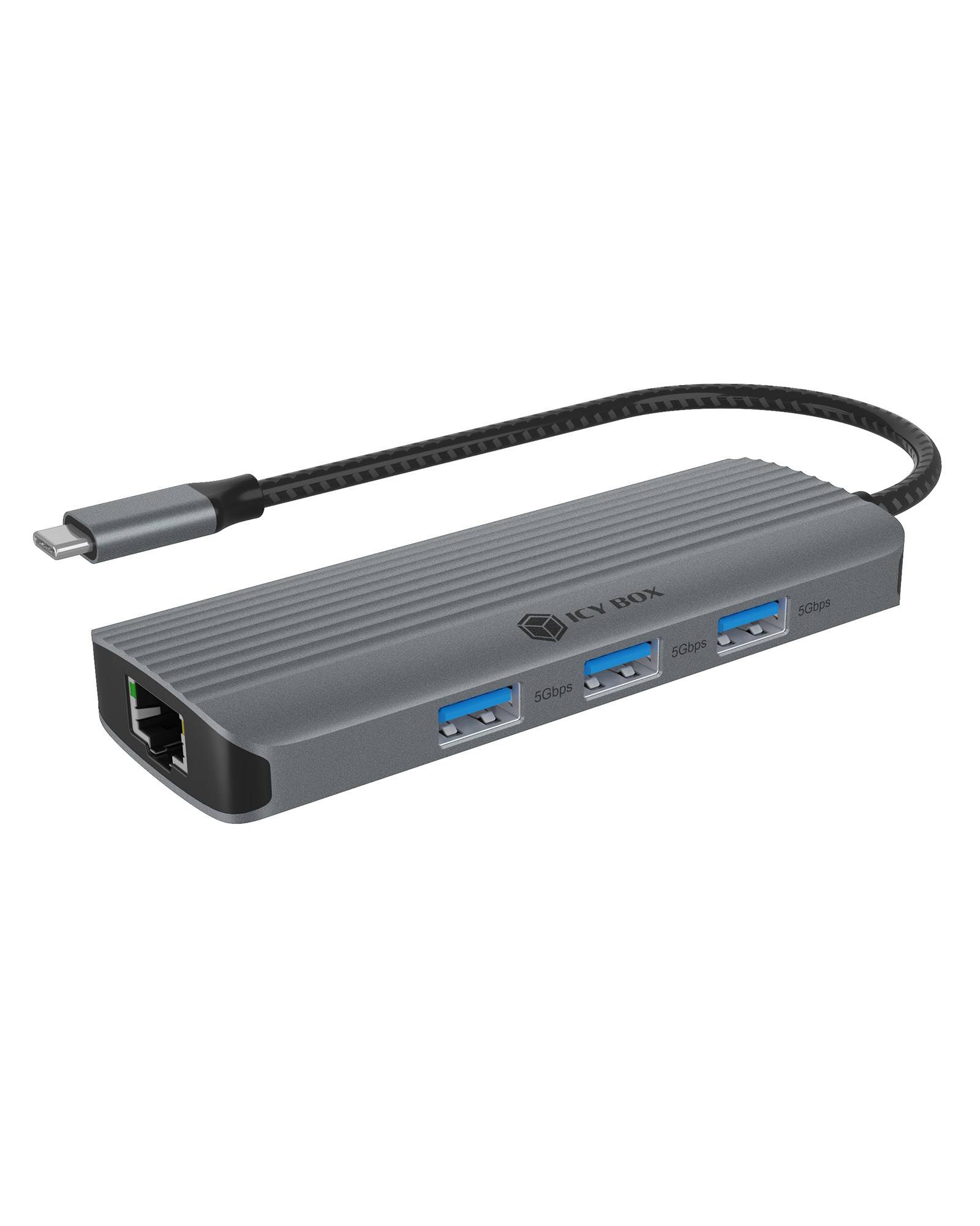 USB-C-Hub mit Ethernet-Port und vier USB-Anschlüssen, mit angeschlossenem Kabel auf weißem Hintergrund gezeigt.
