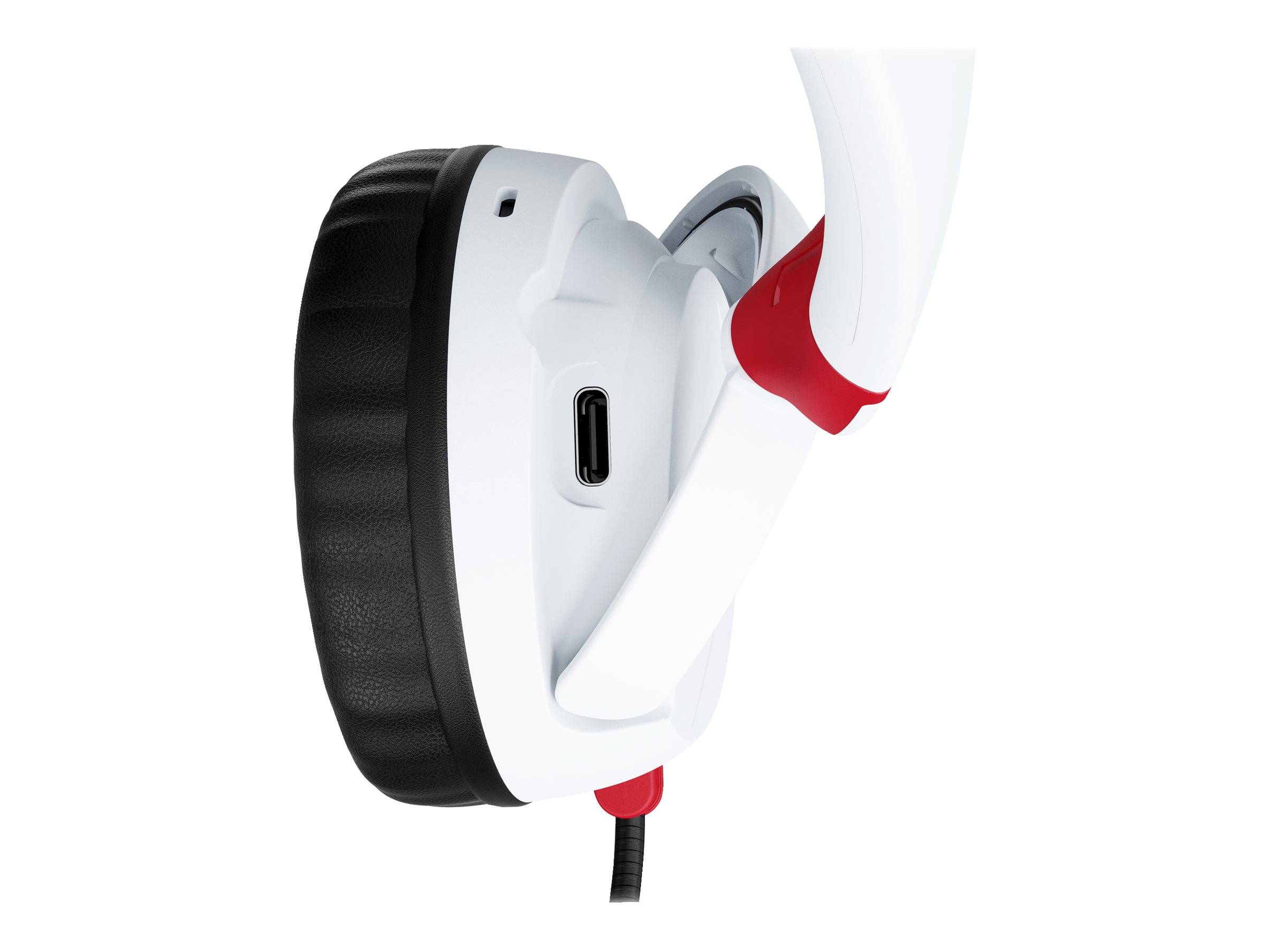 Seitenansicht eines weißen und schwarzen Over-Ear-Kopfhörers mit sichtbarem USB-C-Ladeanschluss, angeschlossenem Kabel und gepolstertem Ohrpolster.