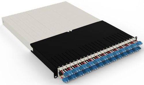 patchbox.one/30RU/OS2 (1,8 m) mit 24 Kassetten, LWL OS2, LC-SC, Kabel gelb