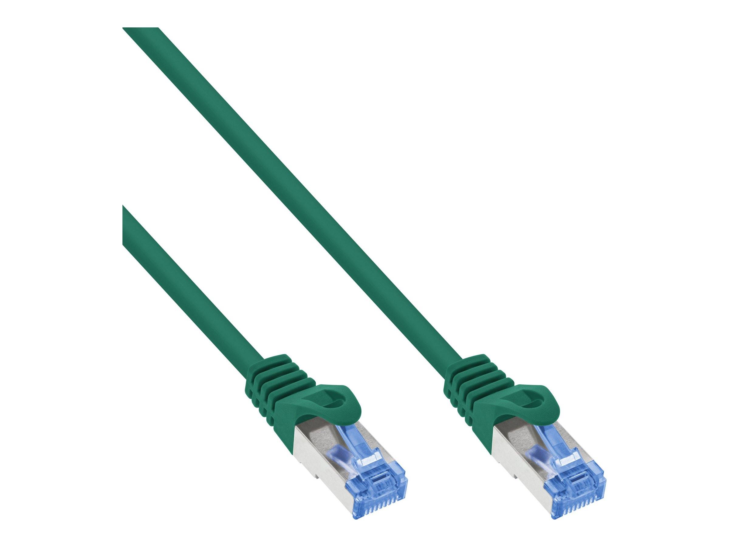 Grünes Ethernet-Kabel mit RJ45-Steckern an beiden Enden, verwendet für Netzwerk- und Internetverbindungen.