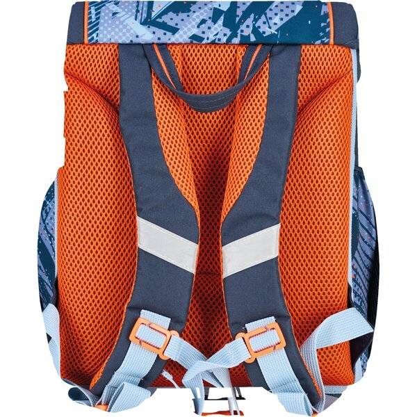 Orange und blauer Wanderrucksack mit gepolstertem Netzmaterial auf der Rückseite, Schultergurten und Hüftgurt, von vorne dargestellt.