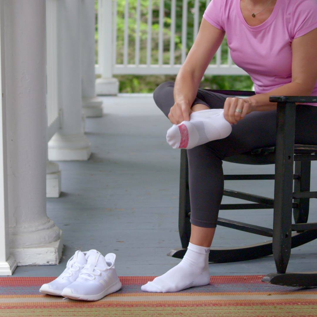 SuperNeuro Athletic Mini Crew Socken - schwarz - XL - Balance & Stabilität - VOXX HPT Muster - AirGrid-Zone - feuchtigkeitsregulierend & belüftet