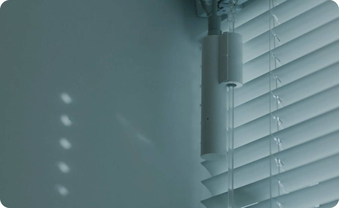 SWITCHBOT Motorisierter Jalousieöffner, Blind Tilt, weiß