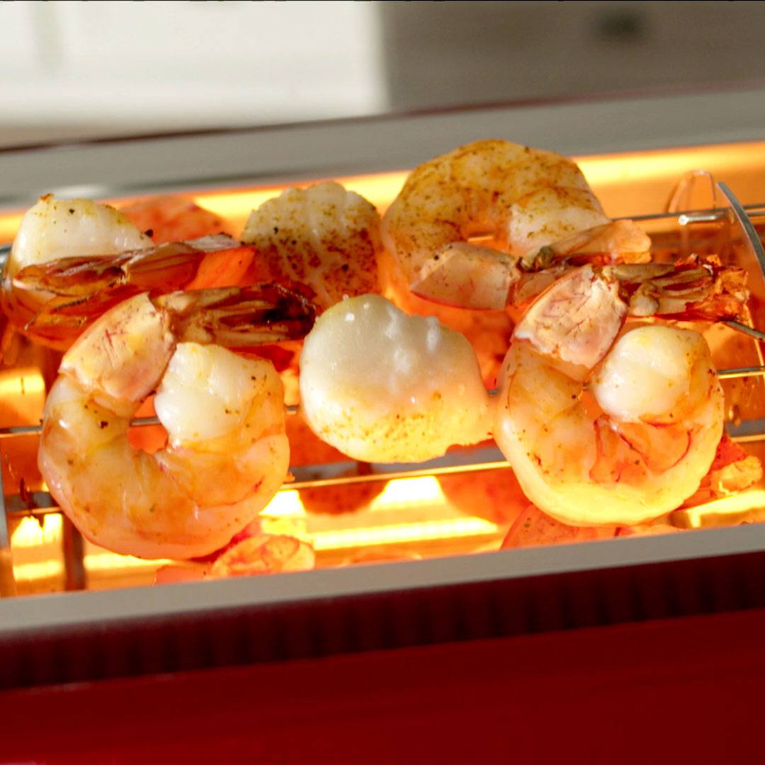 Livington Rotisserie Chef - Zubehör-Set - Grillgitter, praktischer Drehkorb & Schaschlikset - Zubehör für Livington Rotisserie Chef Indoor Dreh-