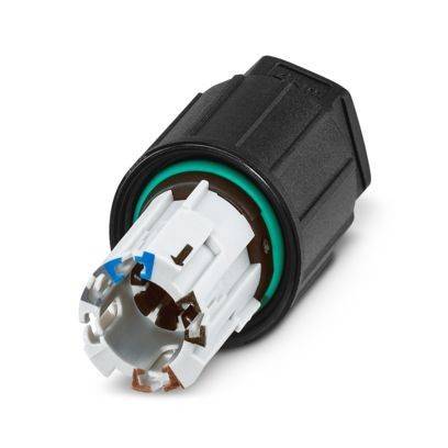 Eine Nahaufnahme eines zylindrischen elektrischen Steckers mit schwarzem Gehäuse, weißer innerer Struktur und einer sichtbaren grünen Dichtung, die für sichere elektrische Verbindungen verwendet wird.