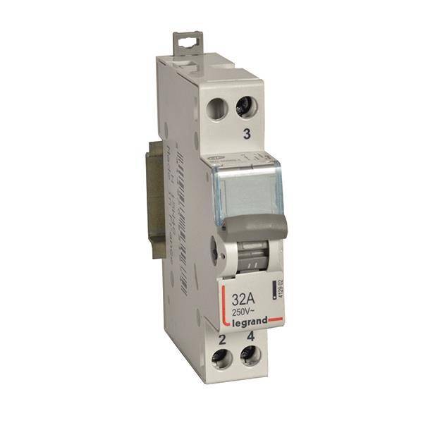 Legrand 412902 CX3 Wechselschalter 1We m.Mittelstellung 32A AC-22A 1TE Install.Baumaterial