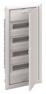 Eine vertikale Reihe grauer belüfteter Regale, möglicherweise eine Schrank- oder Regalstruktur mit mehreren Fächern.