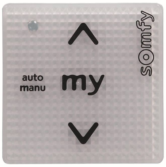 Ein kleines Bedienfeld mit strukturierter Oberfläche und Schaltflächen mit den Beschriftungen „auto