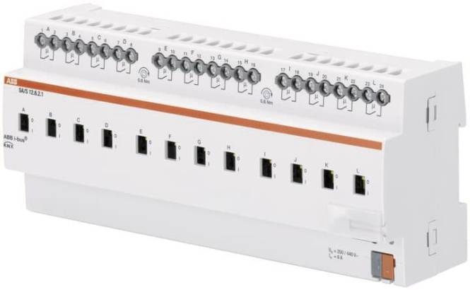 Elektrischer Anschlussblock mit beschrifteten Anschlüssen '1 bis 12' und Markierungszeichen. Geeignet zur Organisierung mehrerer Drahtverbindungen.