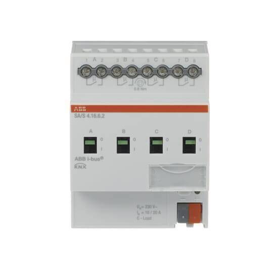 ABB i-bus KNX 4-Kanal-Schaltaktor mit sechs Anschlüssen oben, gekennzeichnet mit A bis D, und vier LED-Indikatoren auf der Vorderseite.
