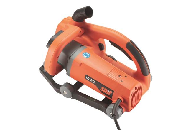 Oranges und schwarzes Elektrowerkzeug mit der Bezeichnung D90 zum Schneiden von Materialien, mit Griff und angeschlossenem Kabel. Wird in Bau- oder DIY-Projekten verwendet.