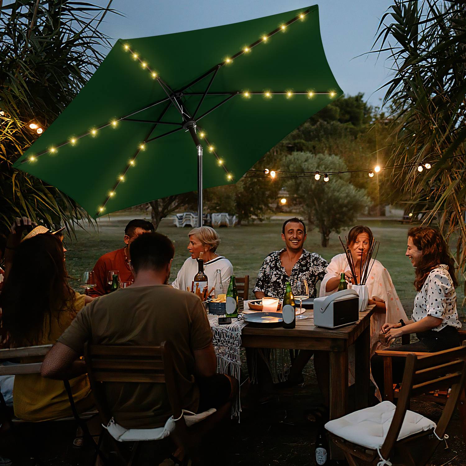 Sonnenschirm Ø2.7m inkl. LED Gartenschirm 360° drehbar Terrassenschirm Ampelschirm Marktschirm Strandschirm - mit LED - Grün