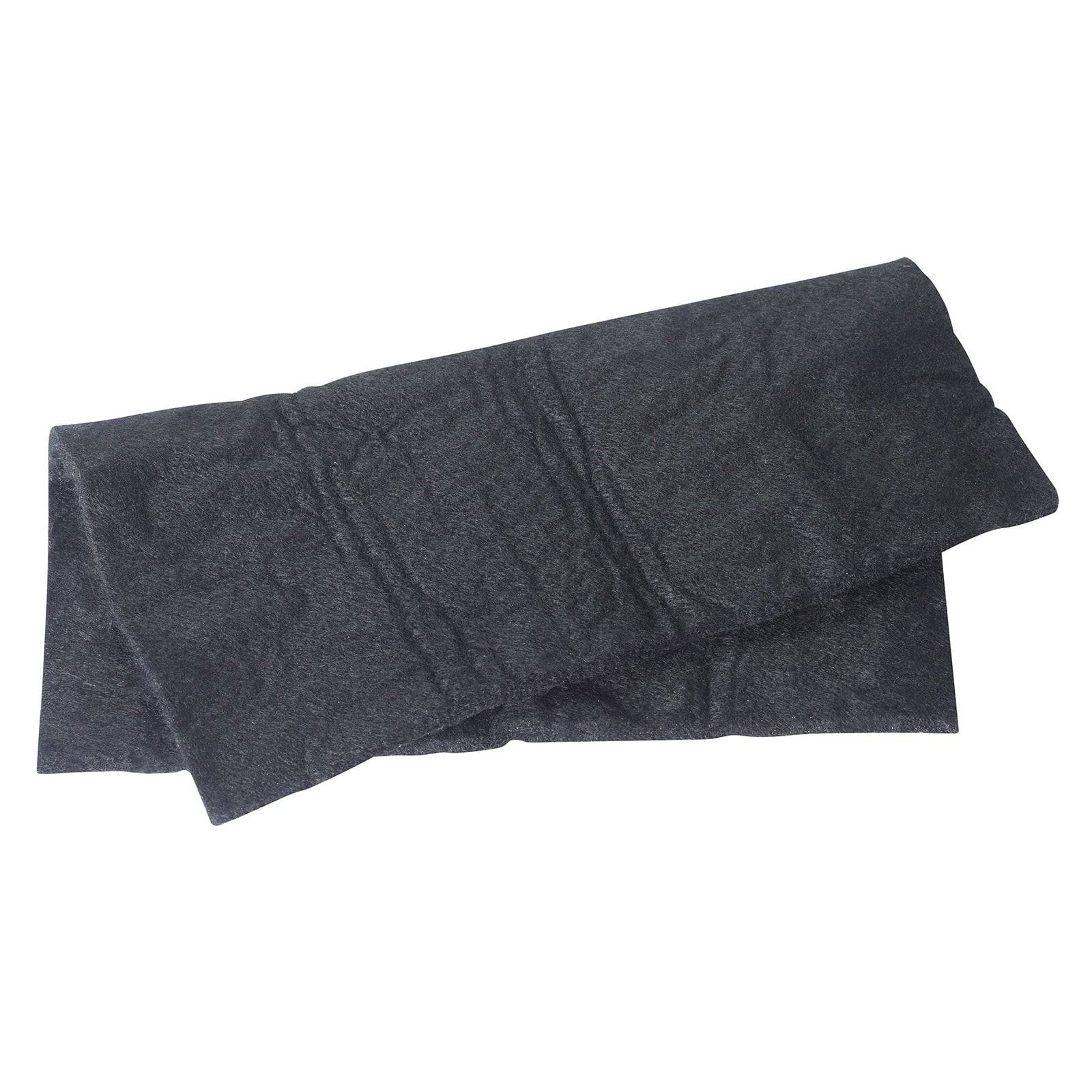 Ein langes, dunkelgraues Stoffstück, ordentlich gefaltet.
