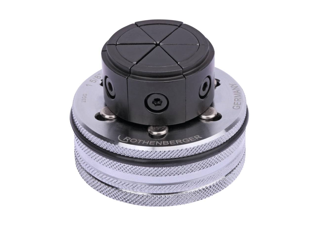 Ein Rothenberger-Rohrtool mit verstellbaren schwarzen und silbernen Komponenten; verwendet zum Rohrabschneiden oder zur Rohranpassung.