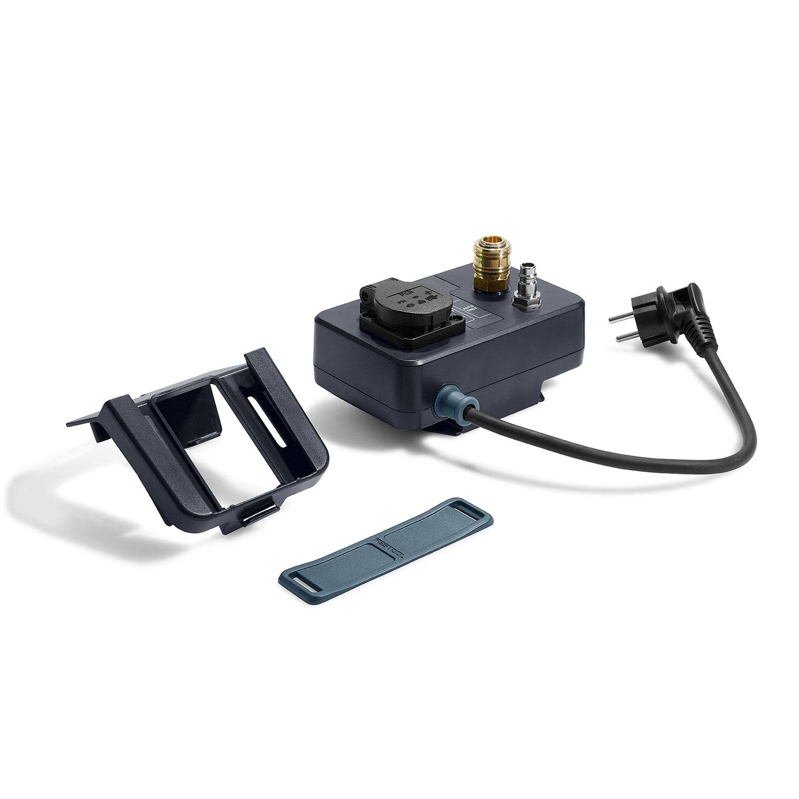 Ein schwarzer Steckdosentimer mit Abdeckung und Befestigungshalterung, ausgestattet mit einem dreiphasigen Stecker und zwei Steckdosen, für den Einsatz in Innenräumen konzipiert.