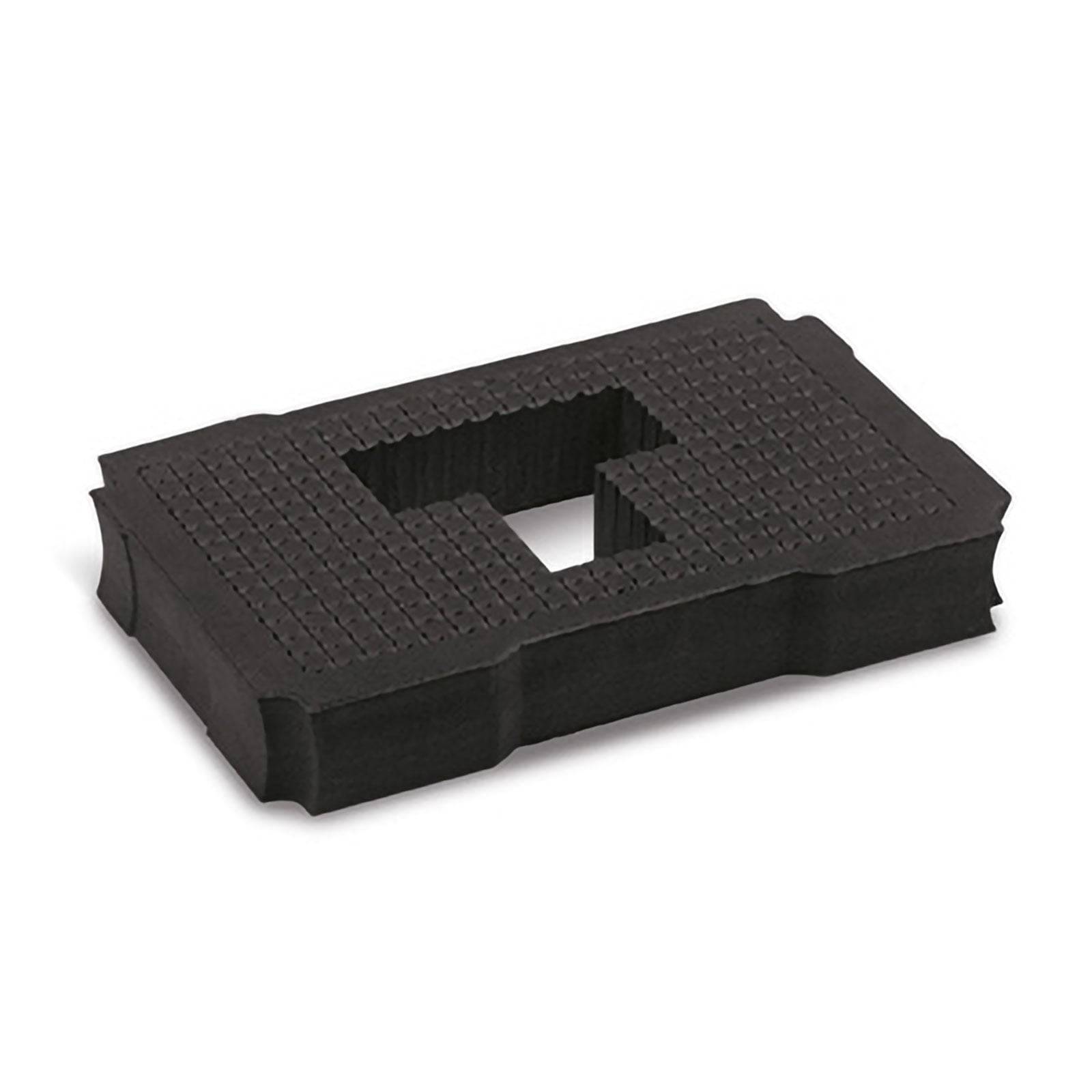 Ein rechteckiges schwarzes Schaumstoffstück mit einem zentralen quadratischen Ausschnitt, das üblicherweise für Schutzverpackungen oder Gerätespeicherung verwendet wird.