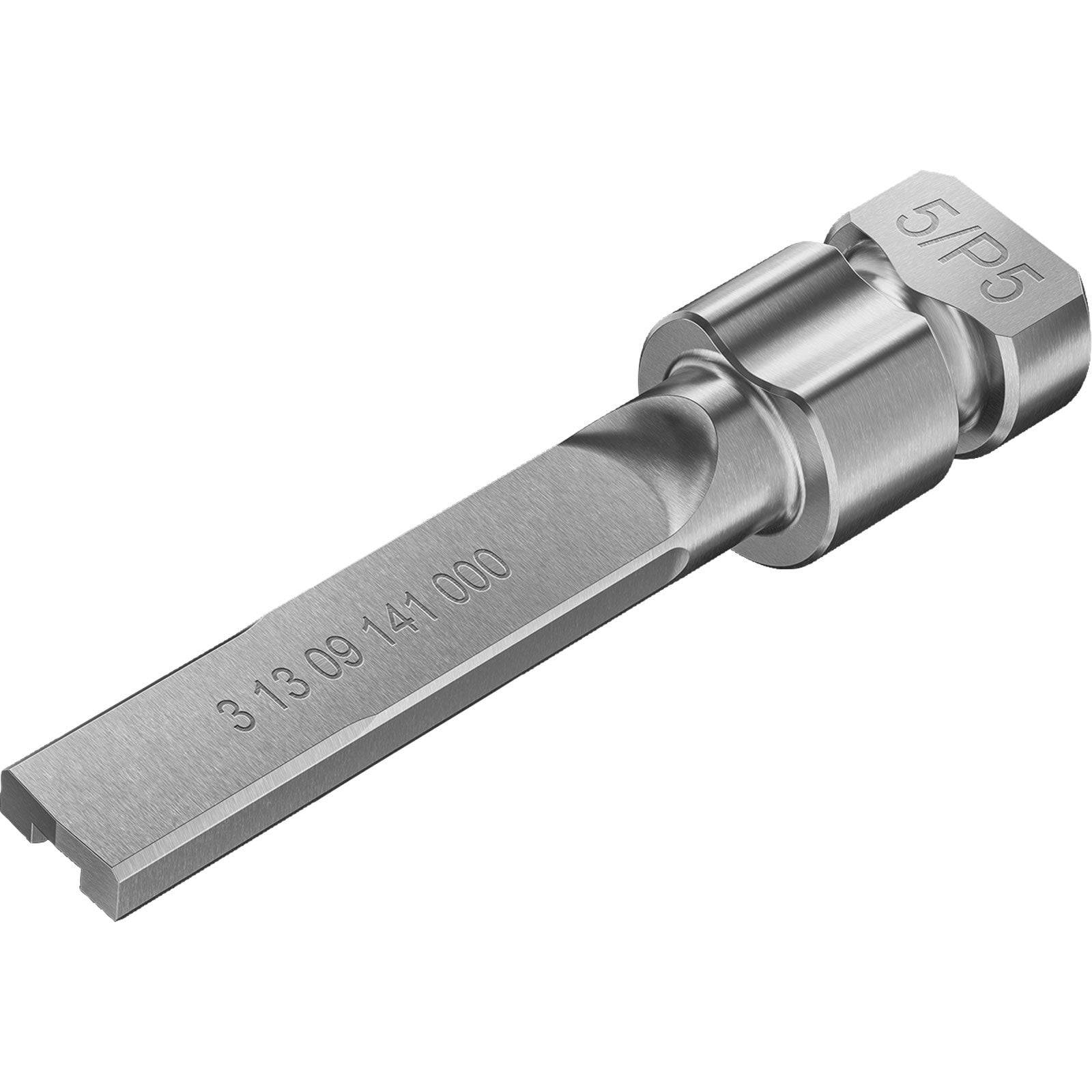 Ein Bild eines Metallpräzisionswerkzeugs mit flacher Klinge und quadratischem Kopf. Das Werkzeug ist mit den Ziffern „3 13 09 141 000