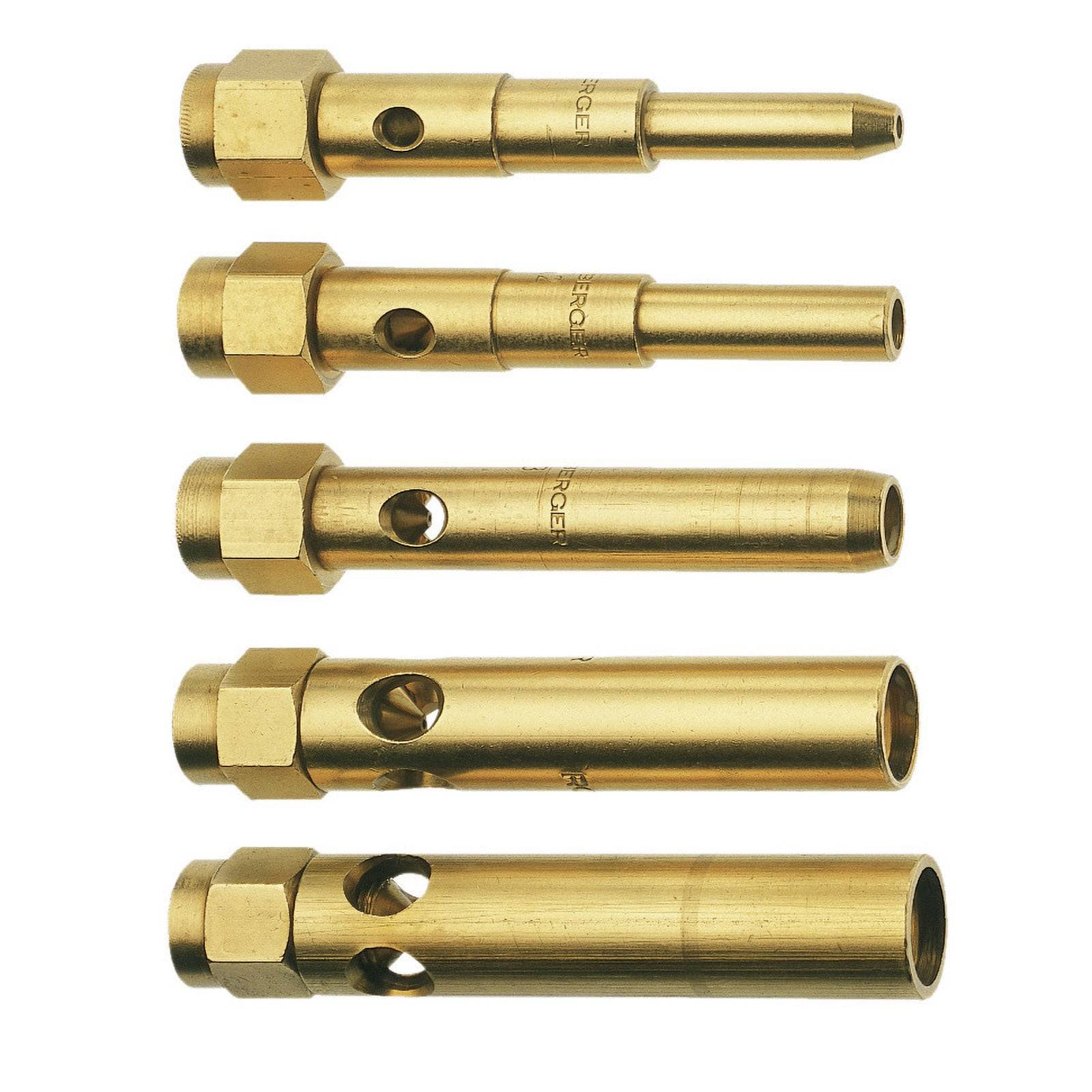 „Fünf Messinglötnozzles mit unterschiedlichen Längen und Lochanordnungen, in einer vertikalen Spalte vor einem weißen Hintergrund angeordnet.