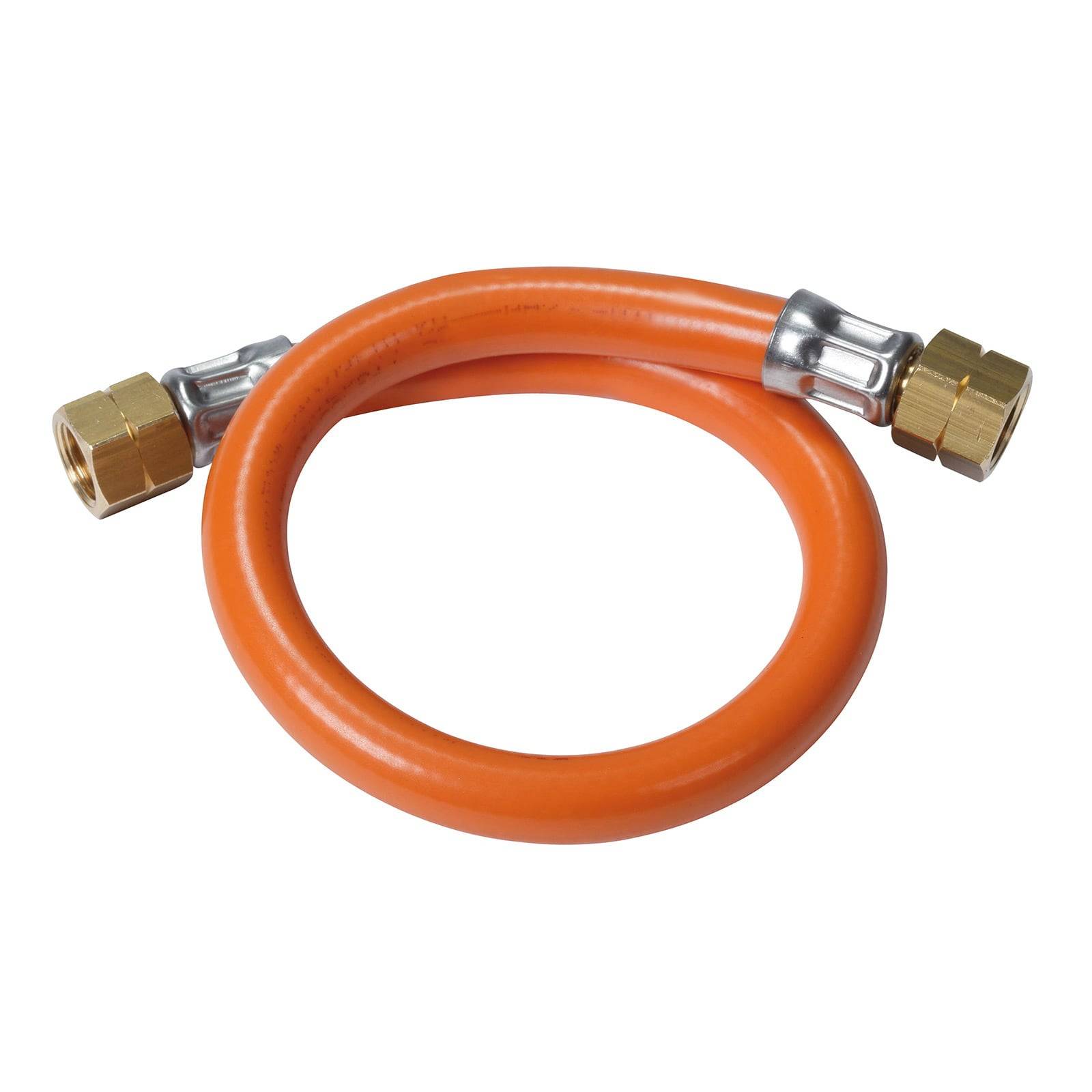 Ein orangefarbener flexibler Gaschlauch mit Messinganschlüssen an beiden Enden, der in eine kreisförmige Form gewickelt ist.