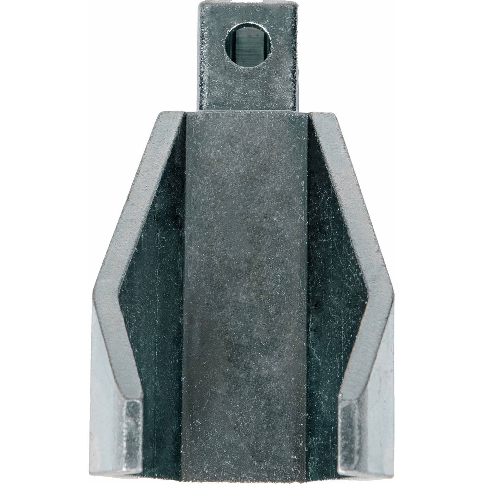 Ein Metallobjekt mit einer quadratischen Basis und einem hervorstehenden rechteckigen Oberteil, das eine Öffnung durch den oberen Bereich aufweist, möglicherweise eine Werkzeuganbringung.