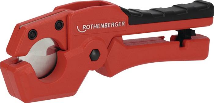 Rotes Rohrentschneidewerkzeug von Rothenberger mit schwarzem Griff, gezeigt auf weißem Hintergrund.