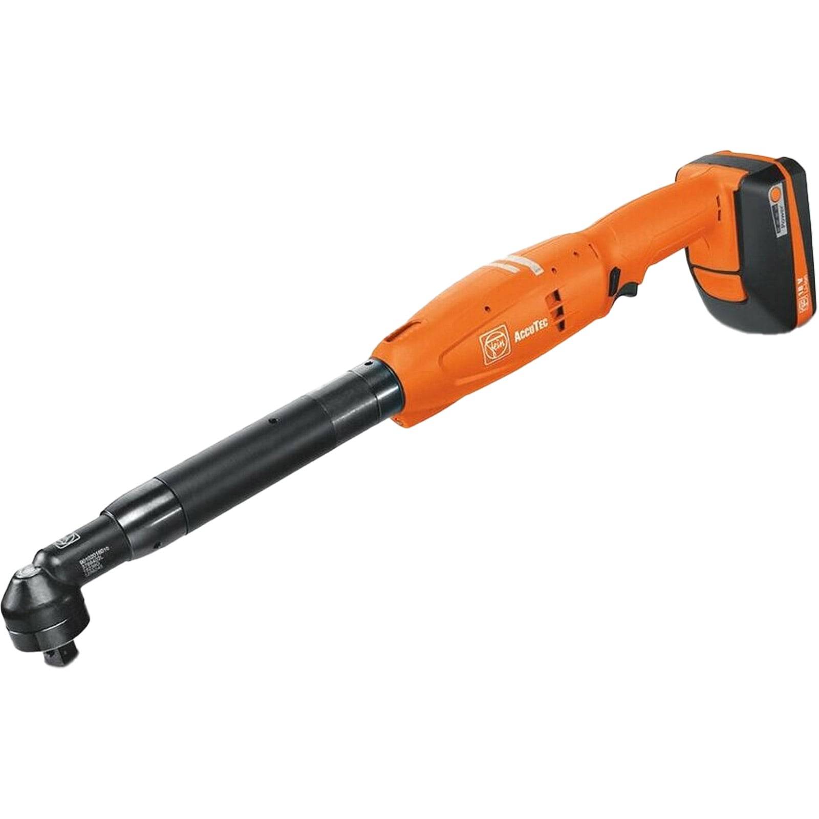 Ein orangefarbenes elektrisches Werkzeug mit langem Griff und einem abgewinkelten Kopf, das zum Befestigen von Schrauben und Muttern in schwer zugänglichen Bereichen verwendet wird.