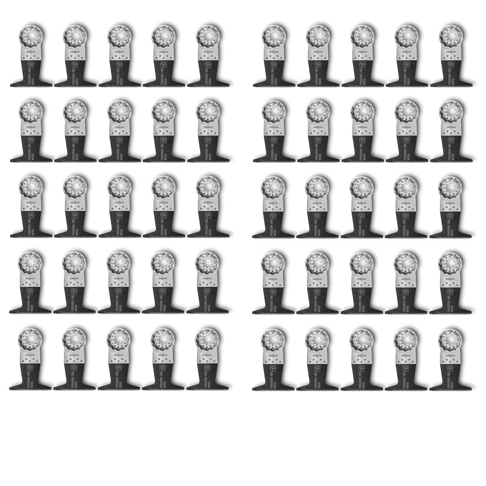 Gestapelte Küchentimer, mehrfach in einem Rastermusters angeordnet, mit analogen Zeitmessern, die schwarze Basen und weiße Zifferblätter haben.