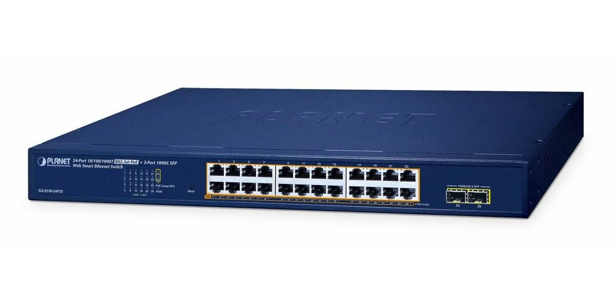 Blauer 24-Port-Ethernet-Netzwerk-Switch mit RJ45-Anschlüssen auf der Frontplatte und Statusleuchten auf weißem Hintergrund