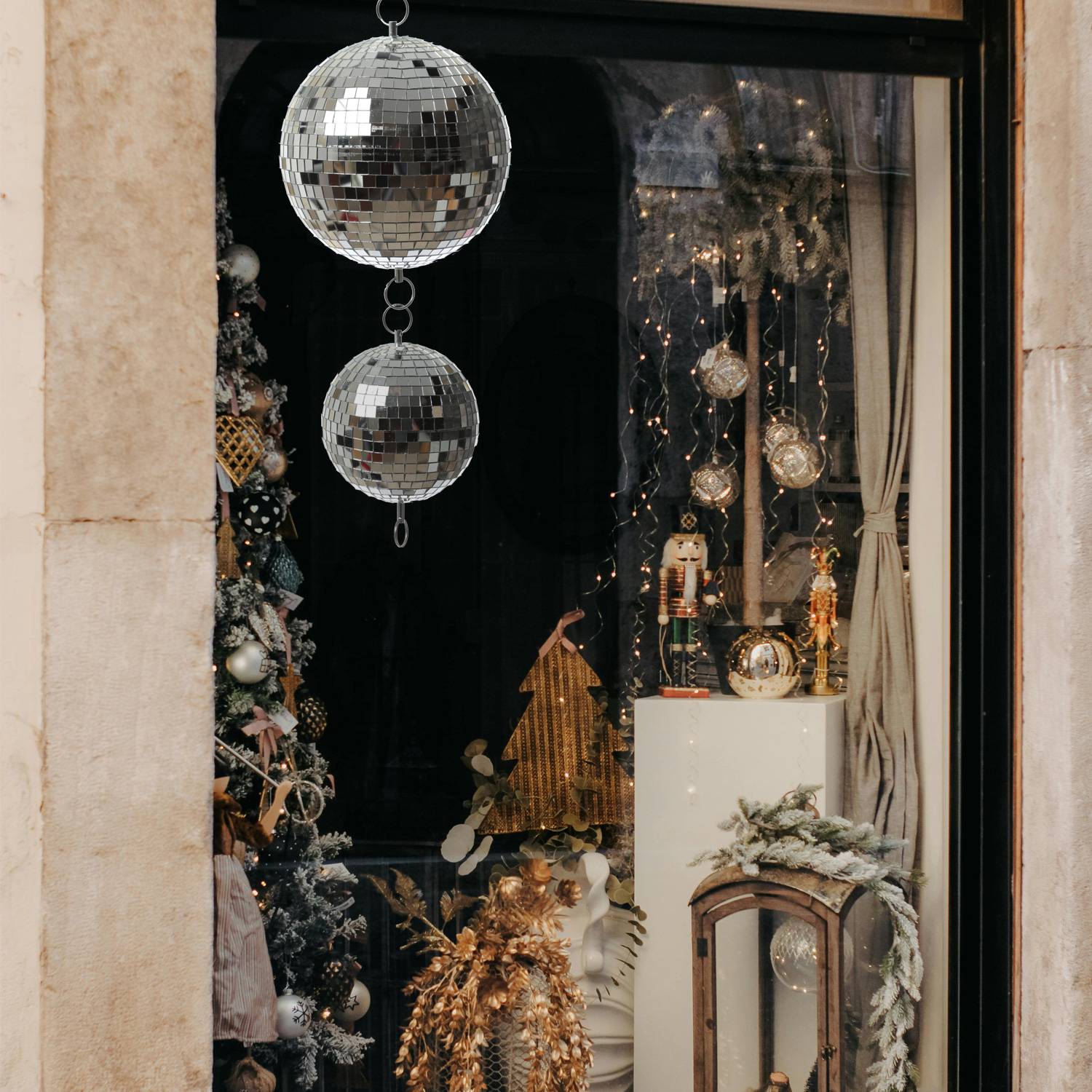 Spiegelkugel 15cm silber Discokugel 2 Ösen für Werbe-Dekozwecke Schaufenster