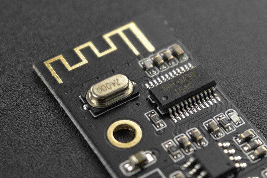 DFRobot Bluetooth 4.2 Audio-Empfängerplatine, Dualer 5W-Verstärker, 15m Reichweite, WAV, 3,7-5V