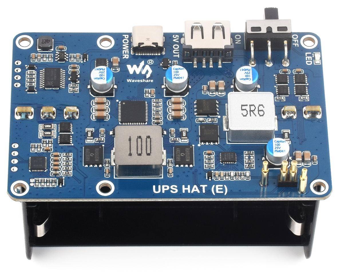 Waveshare UPS HAT E für Raspberry Pi, 4x Akku-Slots, Bi-Directional Charging, I2C, Pogo Pins, 5V 6A