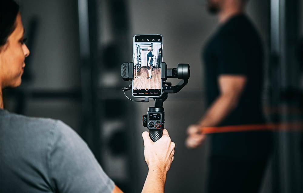Hohem iSteady M6, Gimbal für Smartphones, 3-Achsen, 400g Traglast