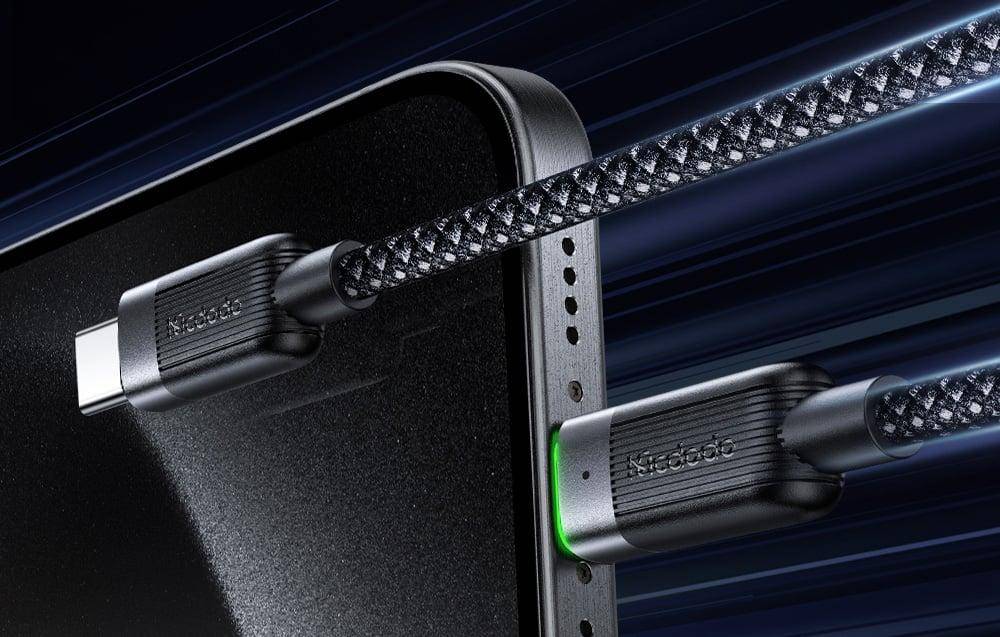 Mcdodo CA-2000, magnetisches USB-C - USB-C Kabel, selbstaufrollend, LED-Anzeige, 60W, 1,20m