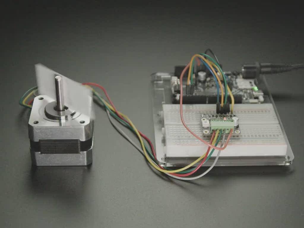 Adafruit A4988 Stepper Motor Treiber, Schrittmotorentreiber, Mikroschritt-Modus 1/16, 2A, 8-35V