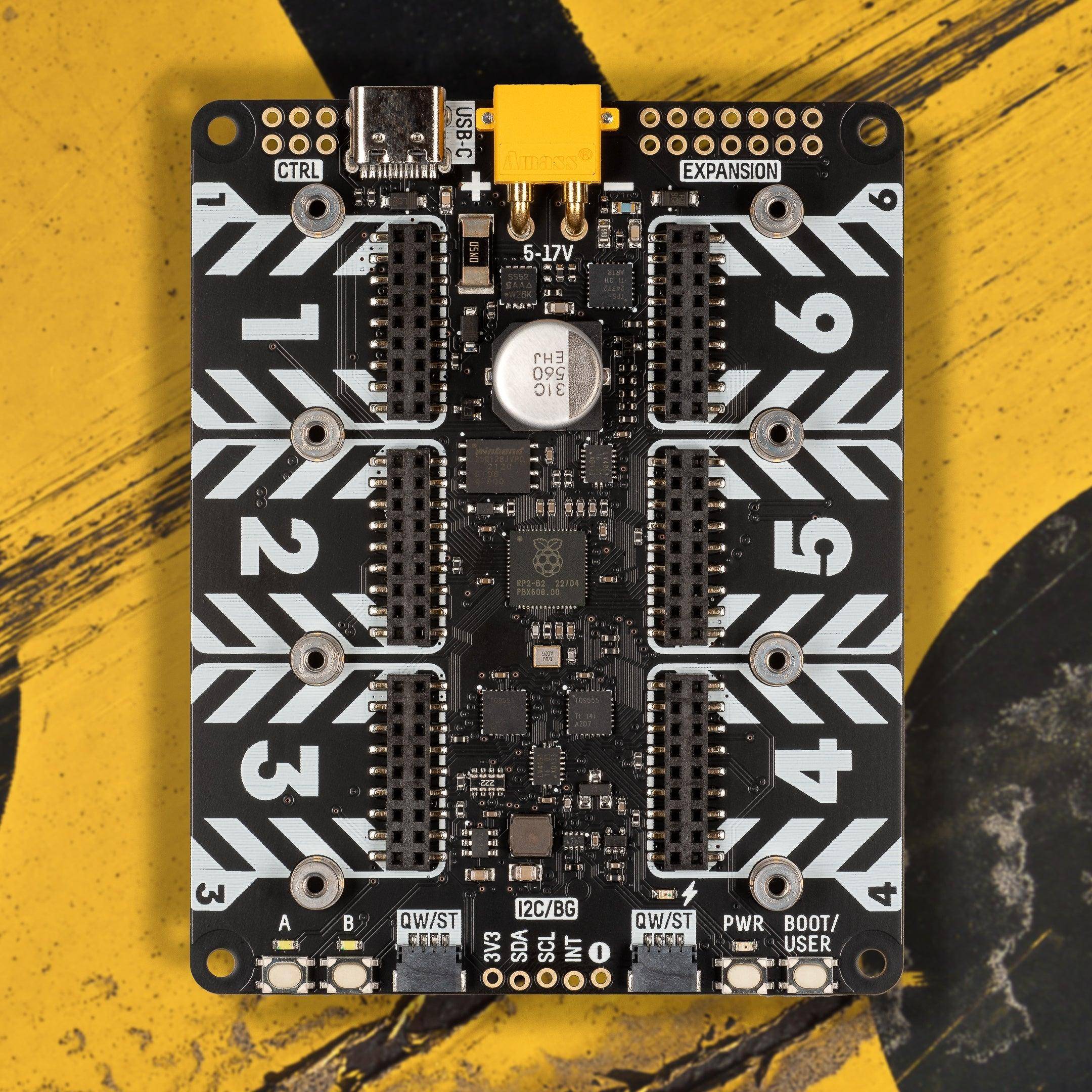 Pimoroni Yukon Nur Host, RP2040, 16MB Flash, XT30 15A, USB-C, MicroPython