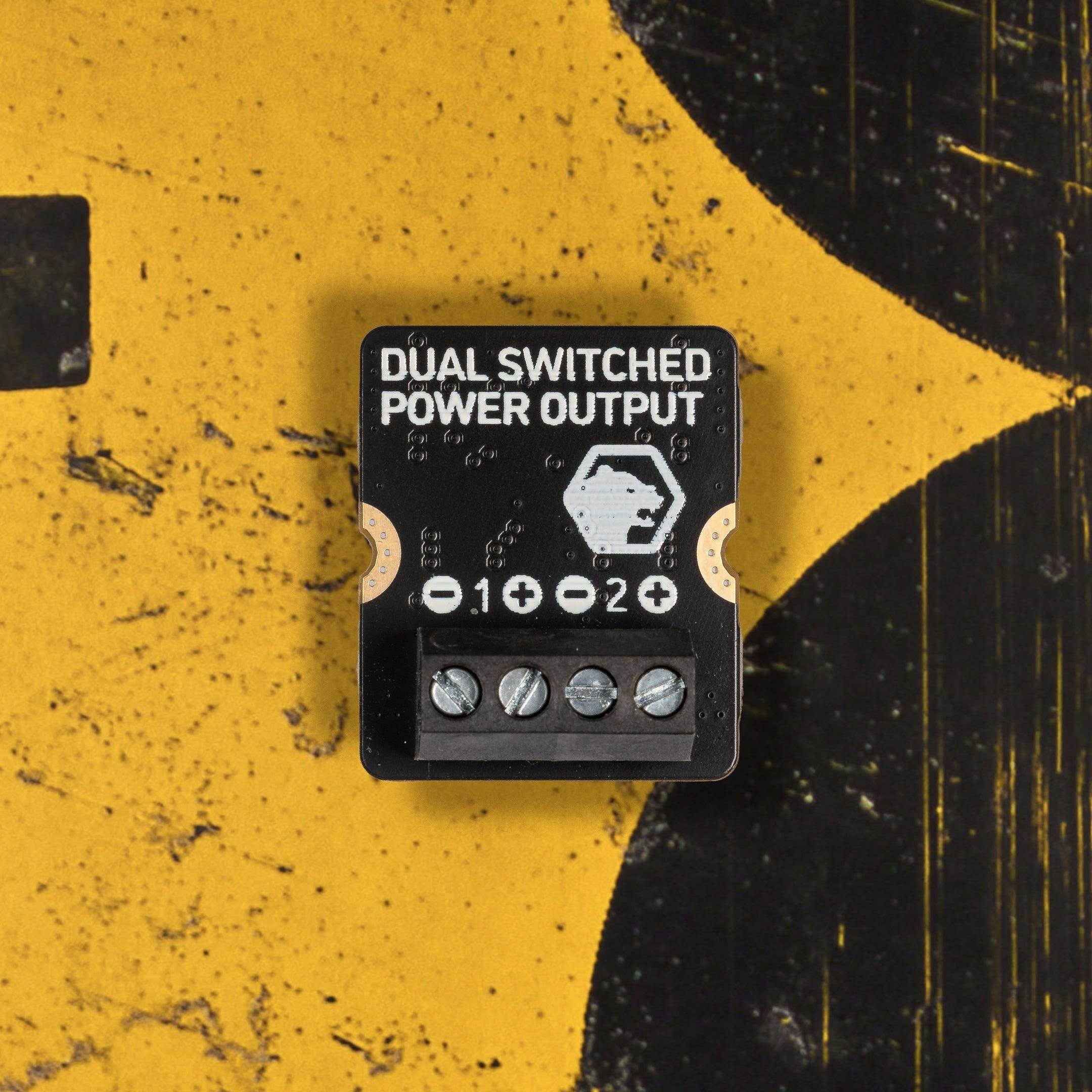 Pimoroni Yukon Duales Schaltbares Stromausgangsmodul, 5-17V