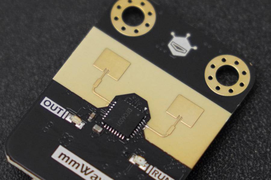 DFRobot mmWave-C4001, 24GHz Präsenz- und Bewegungserkennungs-Sensor, 3.3/5V, 12m Reichweite, FMCW