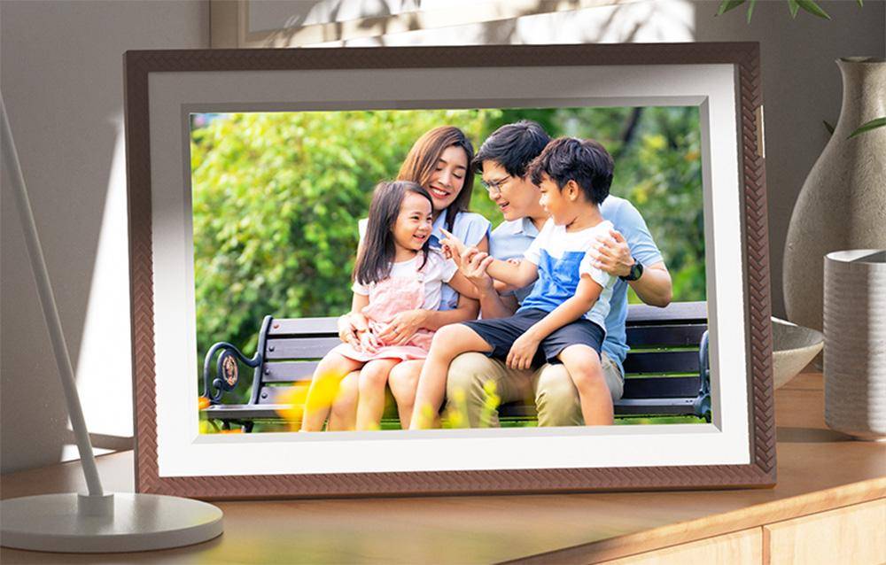 Arzopa D10 Smart Photo Frame, Digitaler Bilderrahmen, Touchscreen, WLAN, 1280x800, 10,1", braun