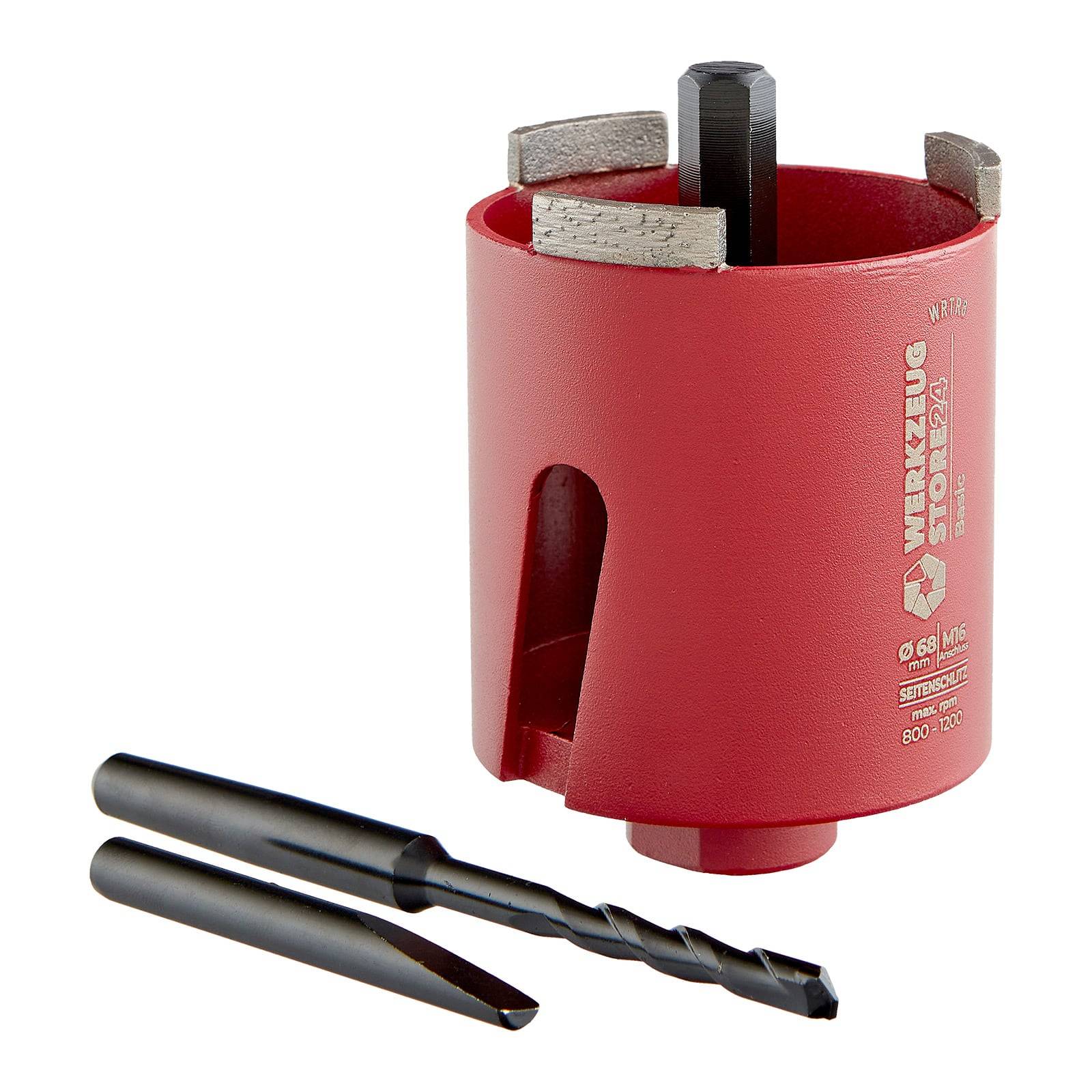 Rote Lochsäge und zwei Bohrereinsätze, verwendet zum Schneiden von kreisrunden Löchern in Materialien, vor einem weißen Hintergrund.