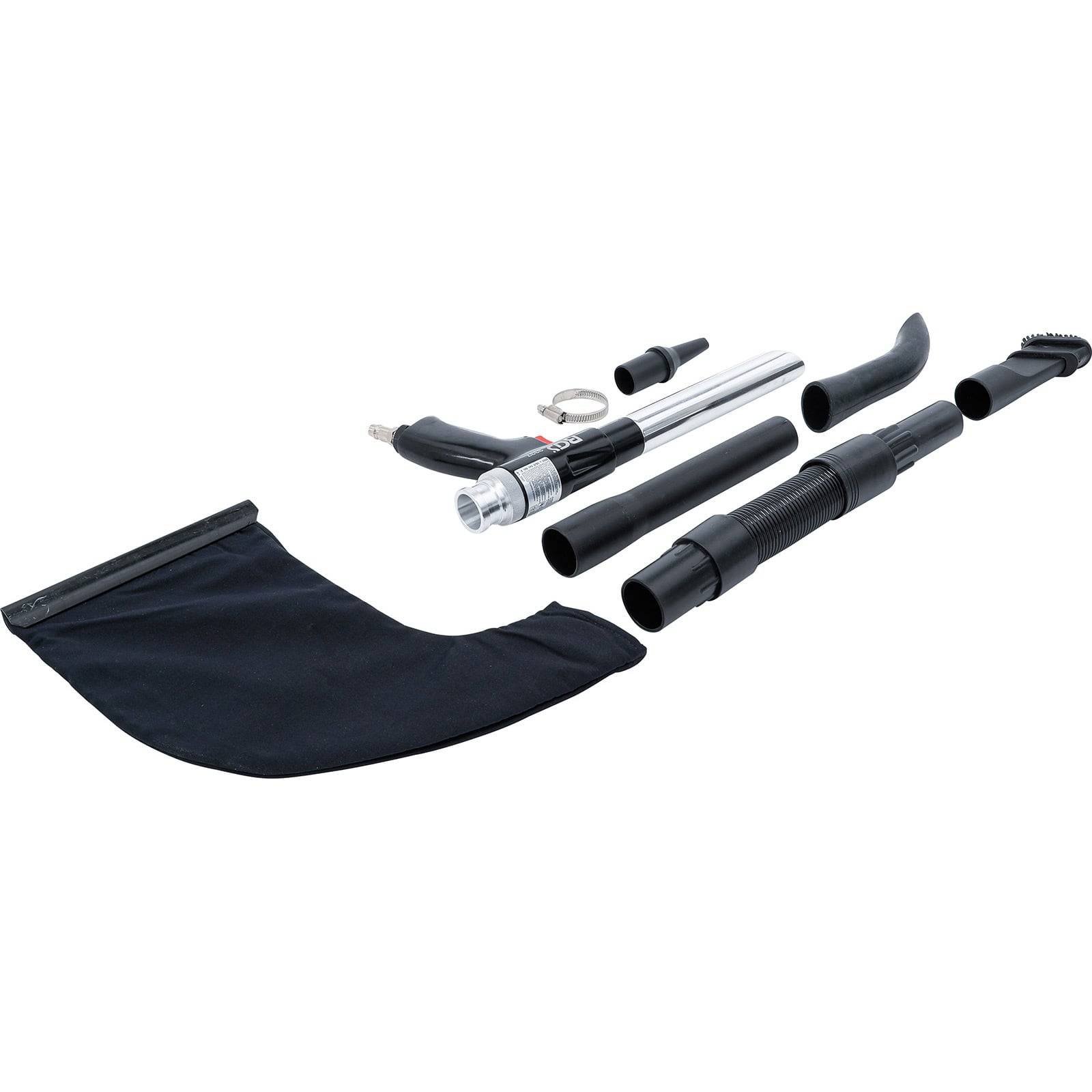 Ein Laubbläser-Saugaufsatz-Set mit Auffangbeutel, verschiedenen Düsen und Verlängerungsröhren, auf einem weißen Hintergrund ausgelegt.