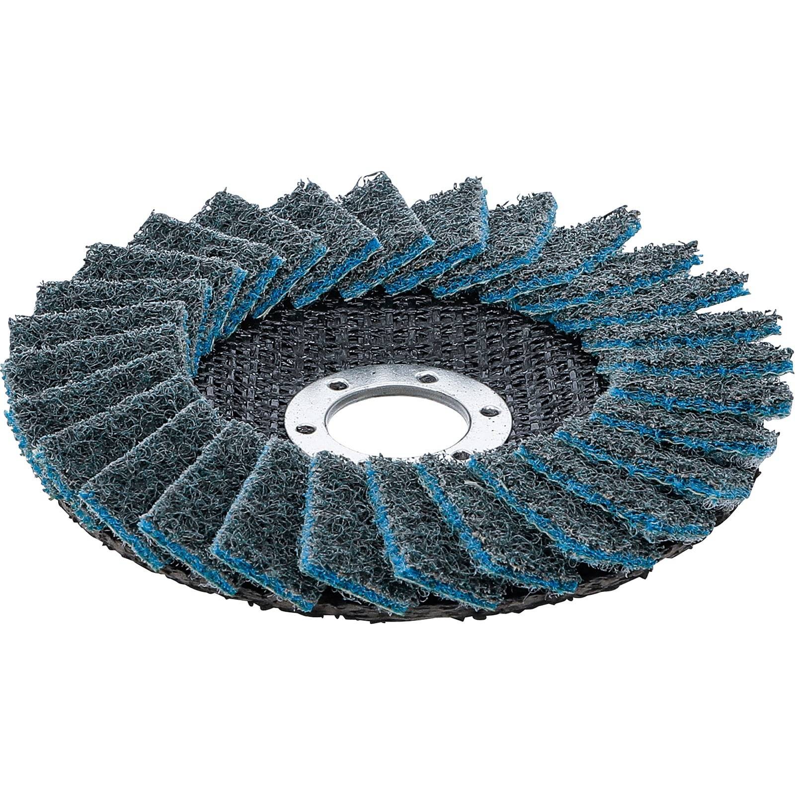 Eine runde Lamellenscheibe mit überlappenden Schleifpads wird gezeigt, die ein zentrales Metalloch zum Schleifen und Polieren von Oberflächen aufweist.