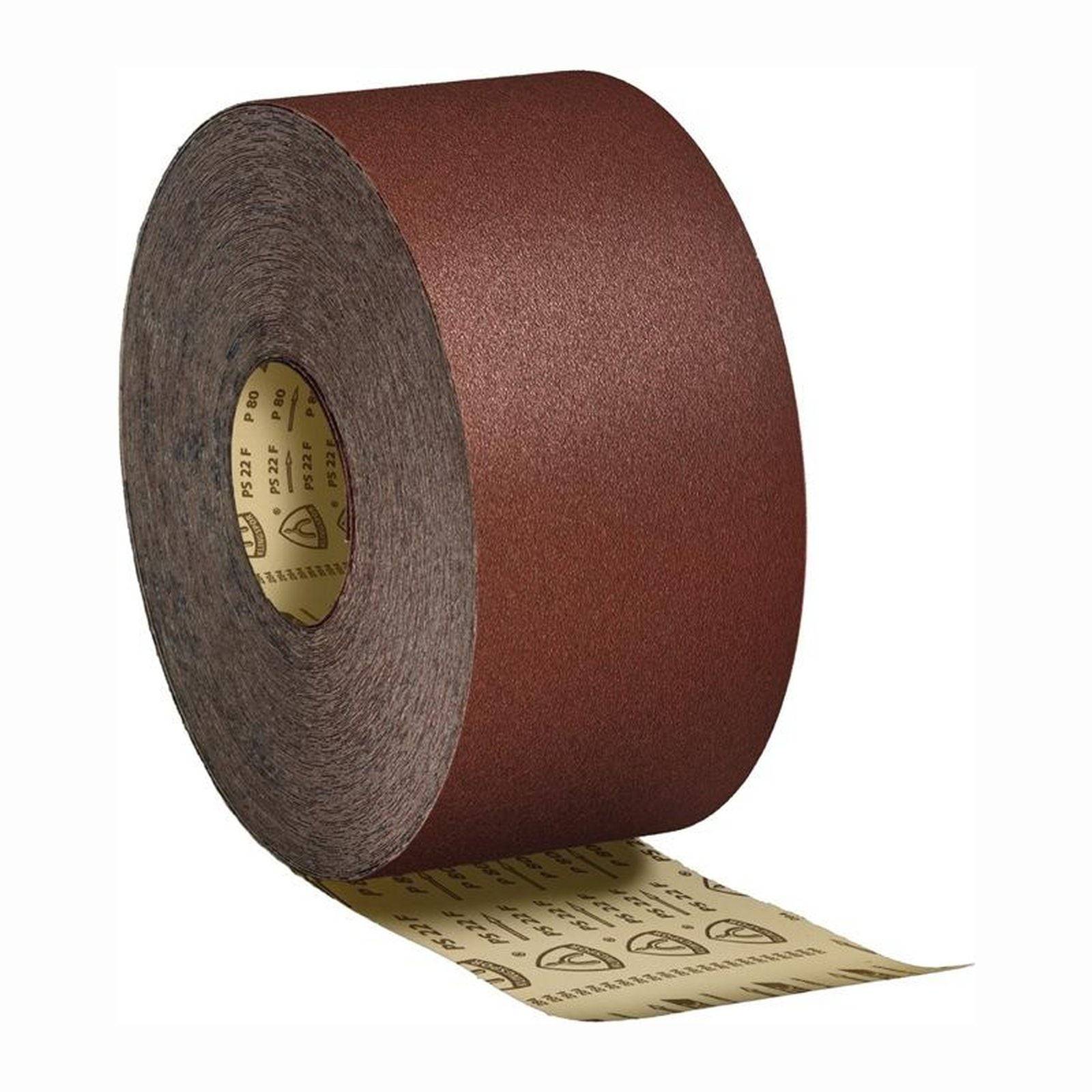 Eine große Rolle Schleifpapier, teilweise aufgerollt, wobei die beige Rückseite mit Text und Symbolen sichtbar ist. Das Schleifpapier ist dunkelbraun und grob.