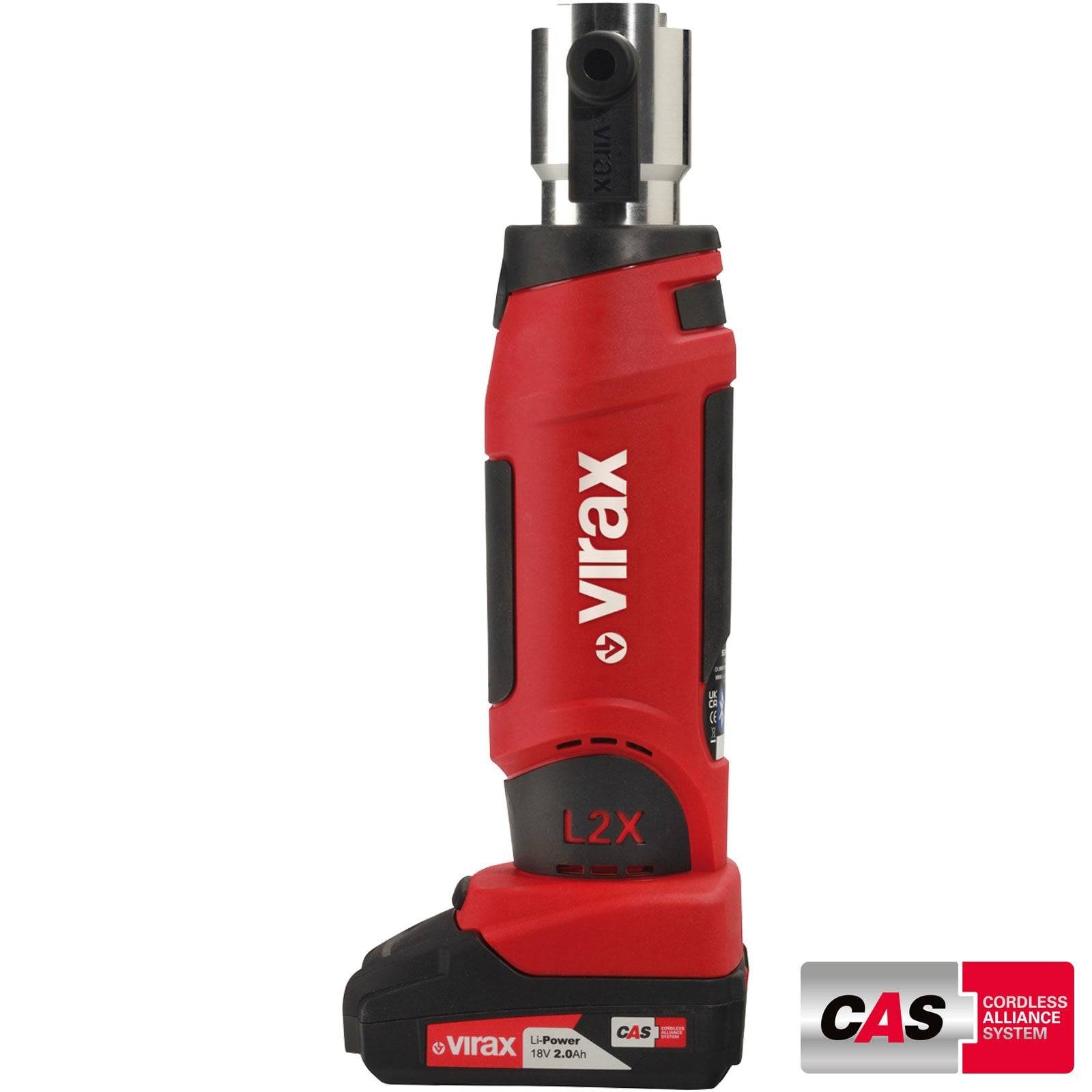 Roter Virax L2X Rohrabschneider mit Akku, Teil des CAS Cordless Alliance Systems, für professionelle Schnittleistung.