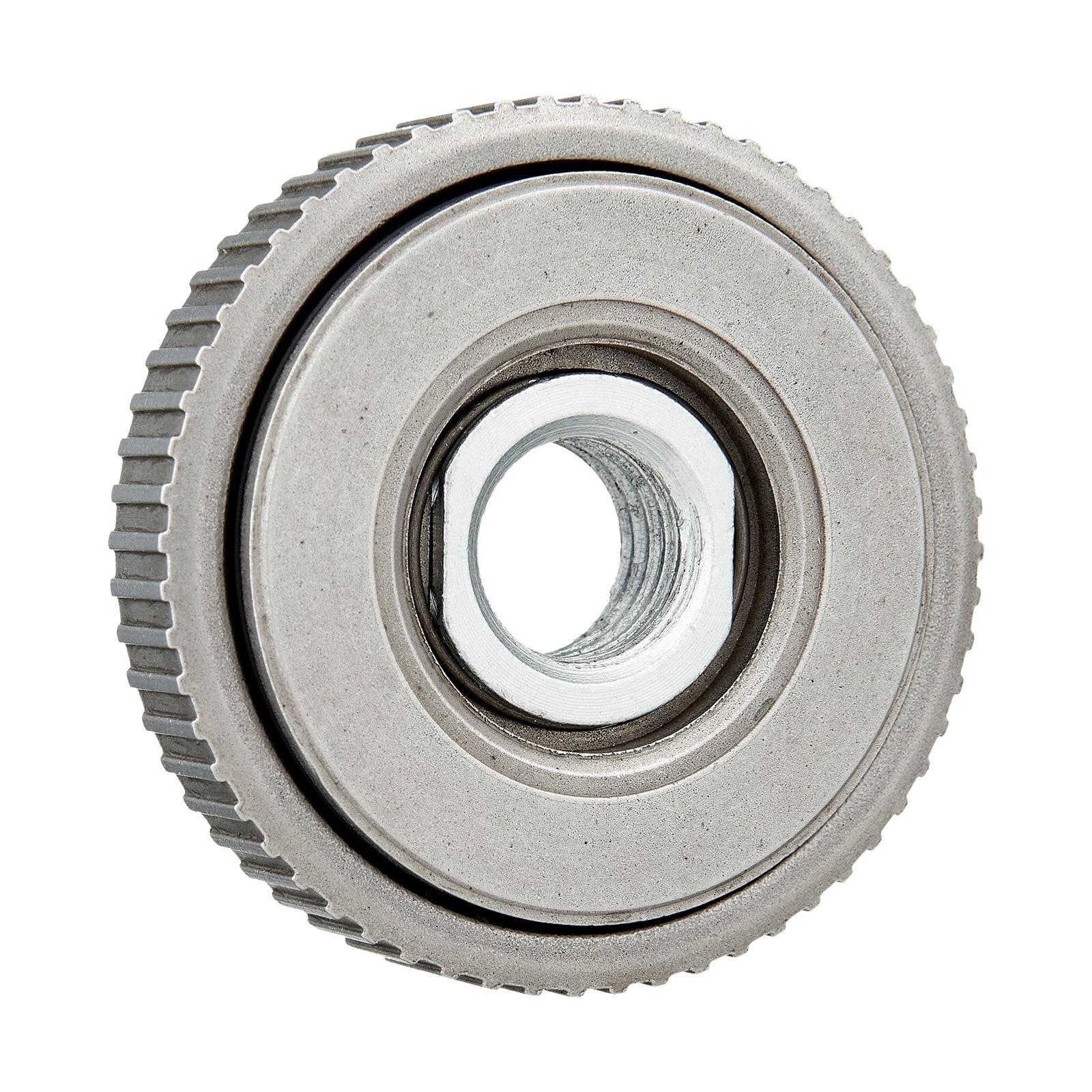 Ein Nahaufnahme eines Metallkugellagers, das seine kreisförmige Struktur und den gerillten Außenrand zeigt.