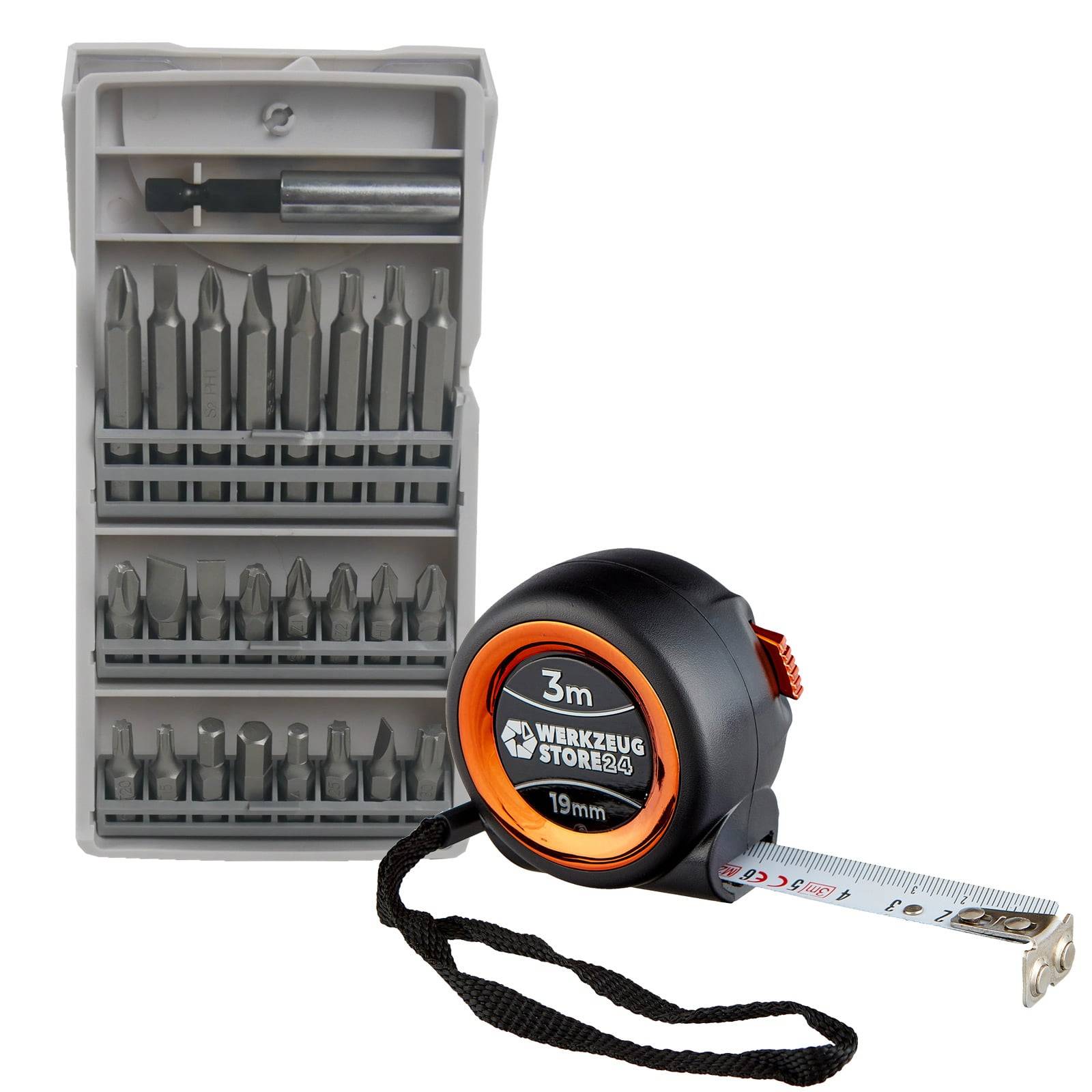 Ein Set aus 25 Schraubenziehereinsätzen mit einer Taschenlampenvorrichtung und einem 3 Meter ausziehbaren Maßband, wobei beide Werkzeuge für präzise Messungen geeignet sind.