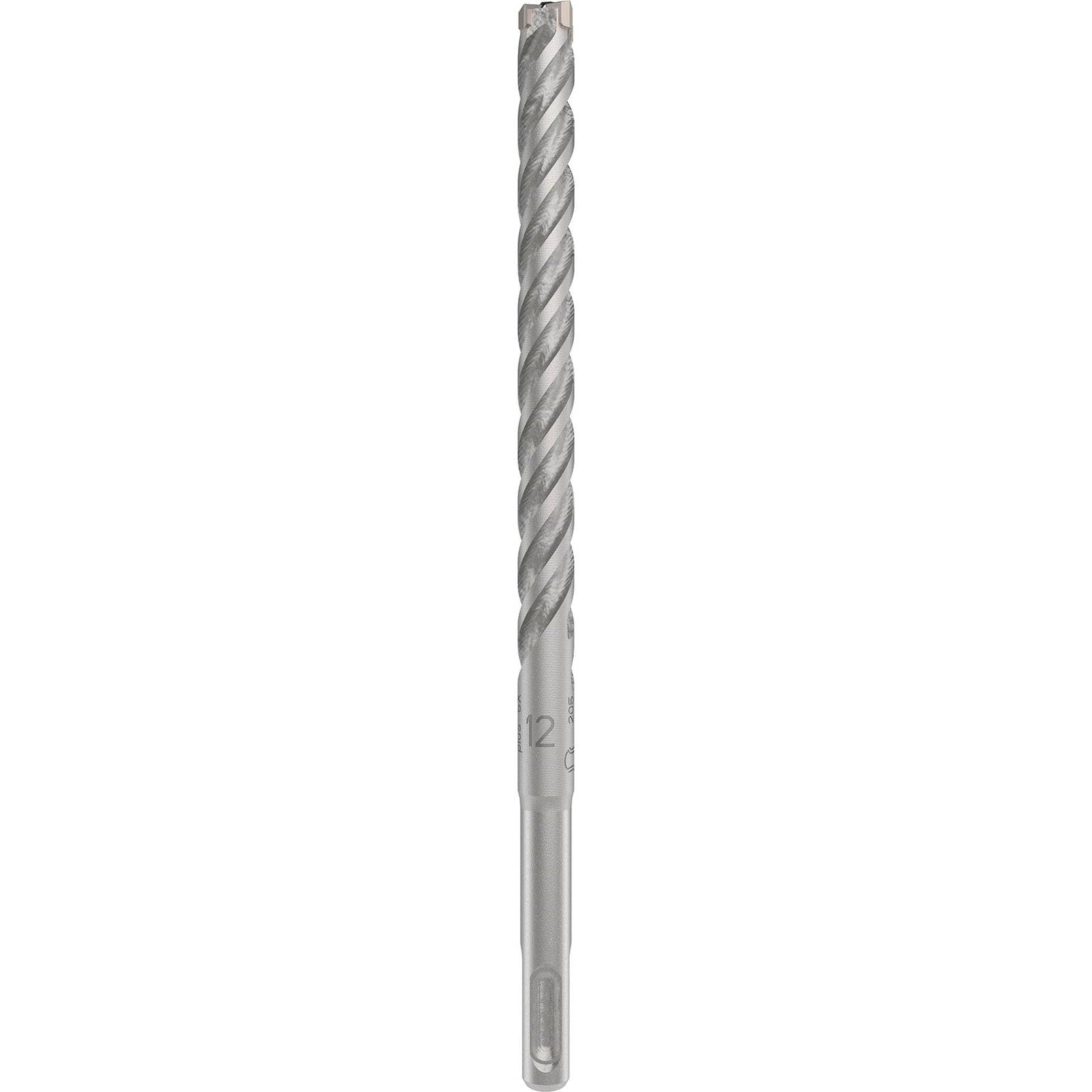 Eine Nahaufnahme eines silbernen, spiral gerillten Bohrers mit flachem Schaft, der zum Bohren in harte Materialien wie Beton oder Ziegel entwickelt wurde.