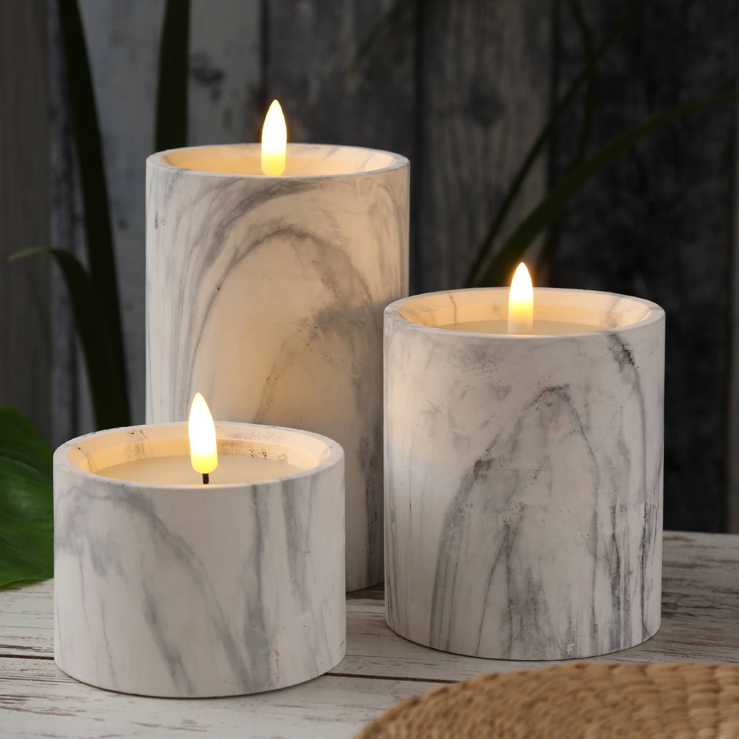 LED Kerze in Marmoroptik Zement Wachs 3D Flamme Timer H: 12cm D: 9cm grau