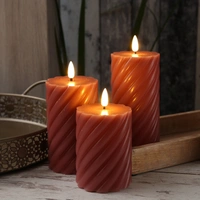 LED Kerze Twist Echtwachs gedrehte Stumpenkerze flackernd H: 12,5cm Timer rosa LED Kerze Twist Echtwachs gedrehte Stumpenkerze flackernd H: 12,5cm Timer rosa